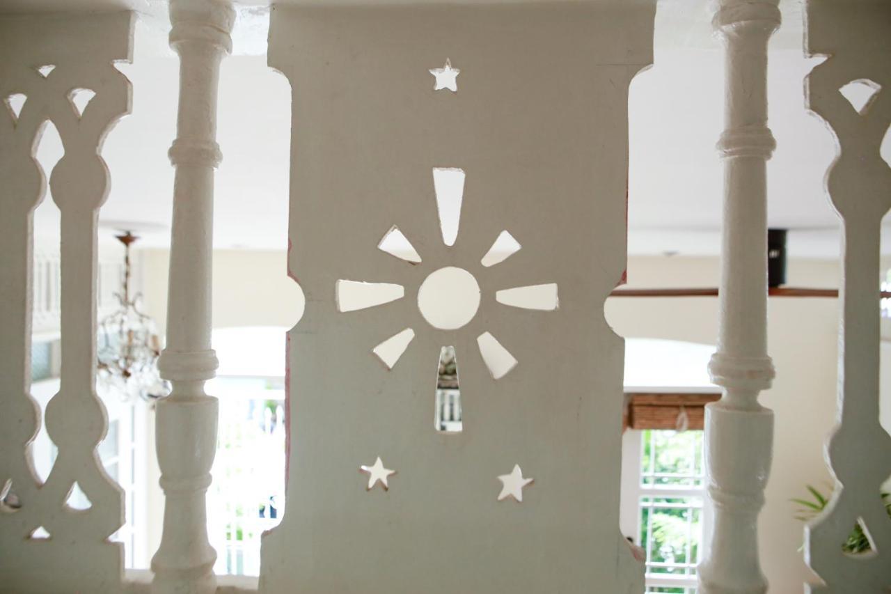 Charming La Casita Mercedes, 5Br And 5Tb For Family And Friends Staycation Makati City Exterior photo