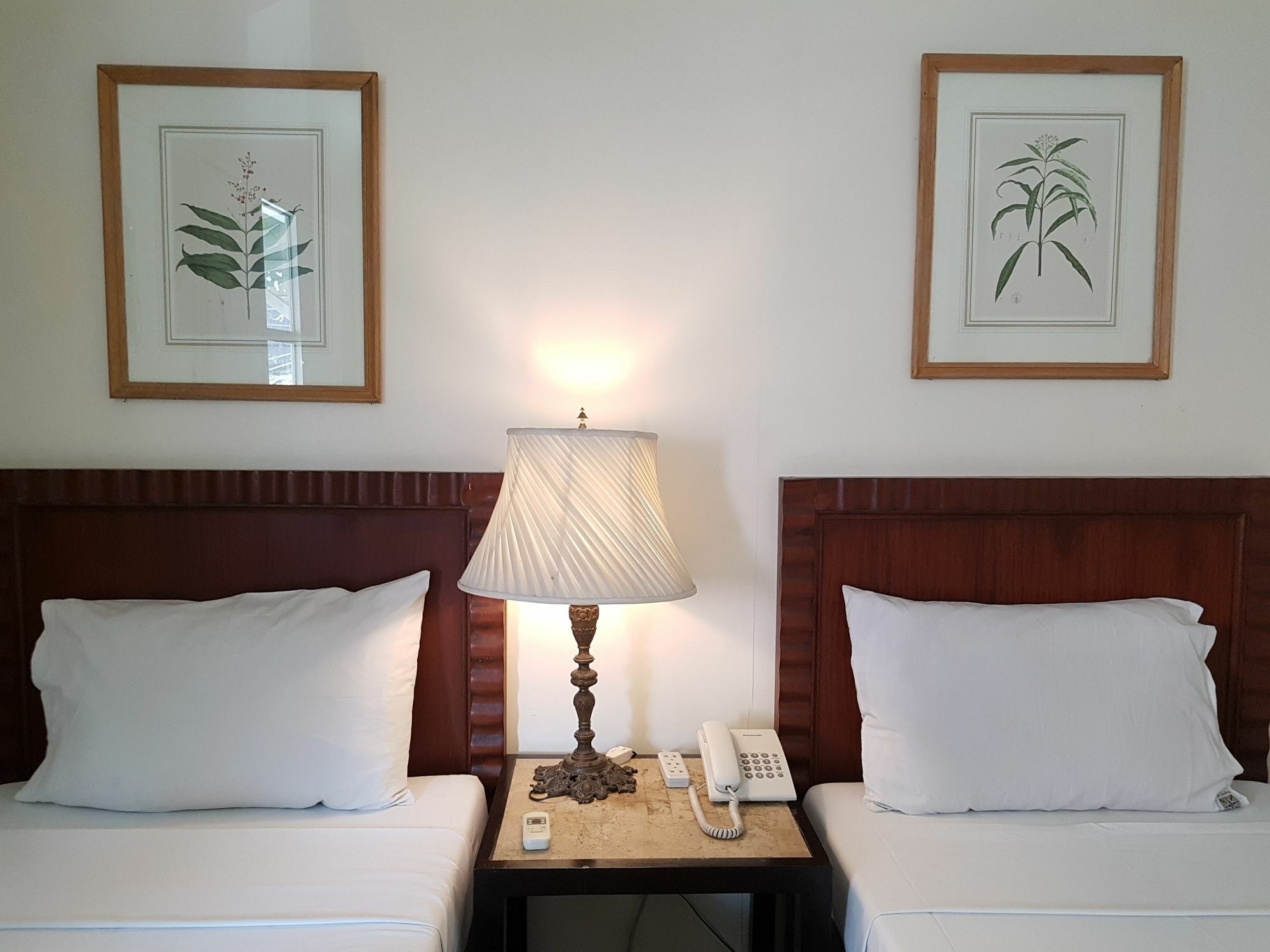 Charming La Casita Mercedes, 5Br And 5Tb For Family And Friends Staycation Makati City Exterior photo